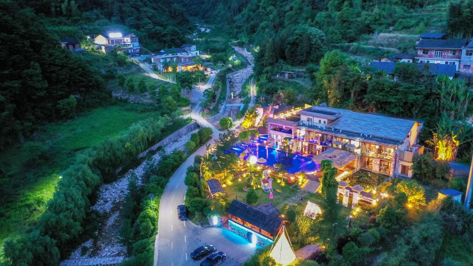 Homeward Mountain Resort Zhangjiajie Dış mekan fotoğraf